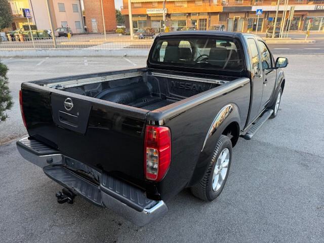 Nissan Navara 2.5 dCi 190CV King Cab