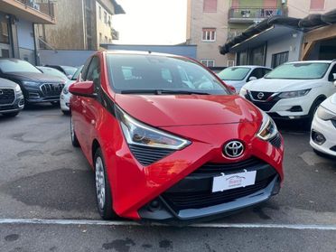 TOYOTA Aygo Connect 1.0 72CV 5 porte x-cool *PREZZO PROMO*