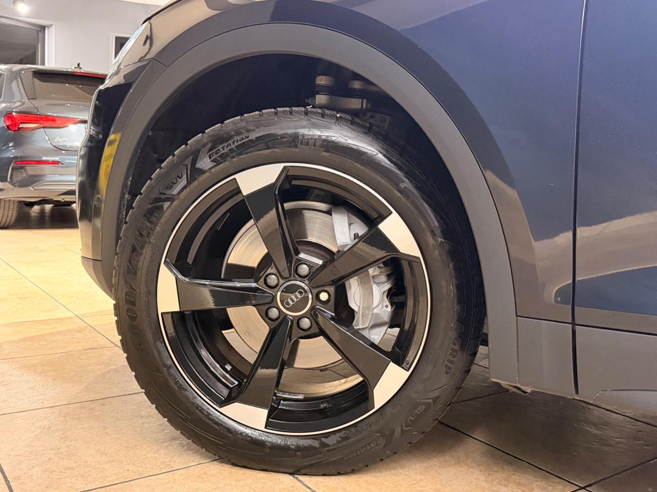 Audi Q5 40 TDI quattro S tronic Business Design
