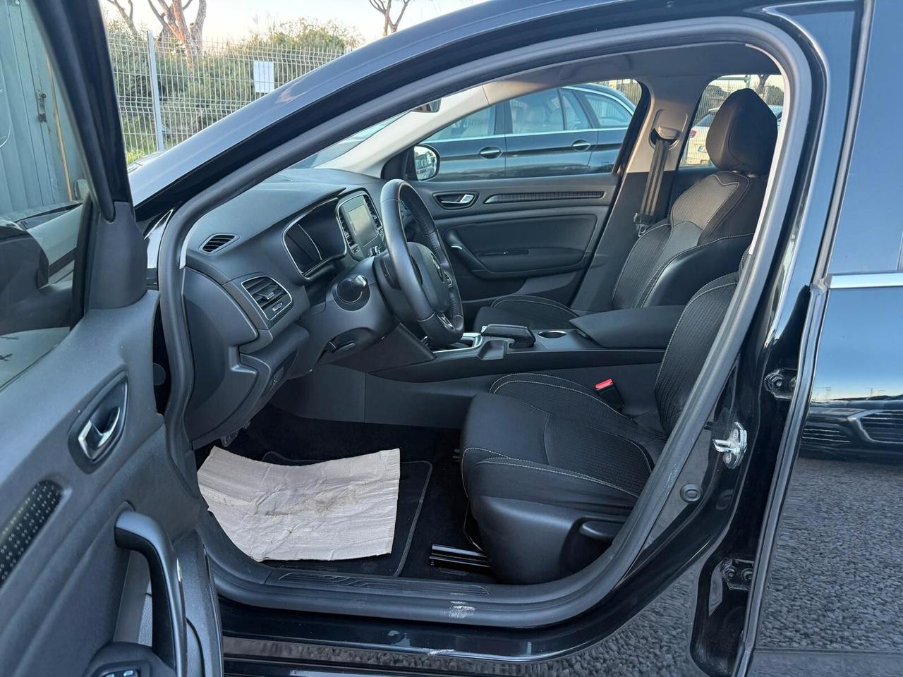 Renault Megane Mégane dCi 8V 110 CV EDC Energy Intens