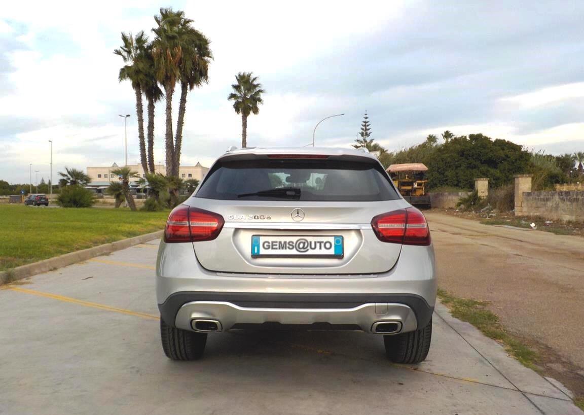 Mercedes-benz GLA 200 d Business