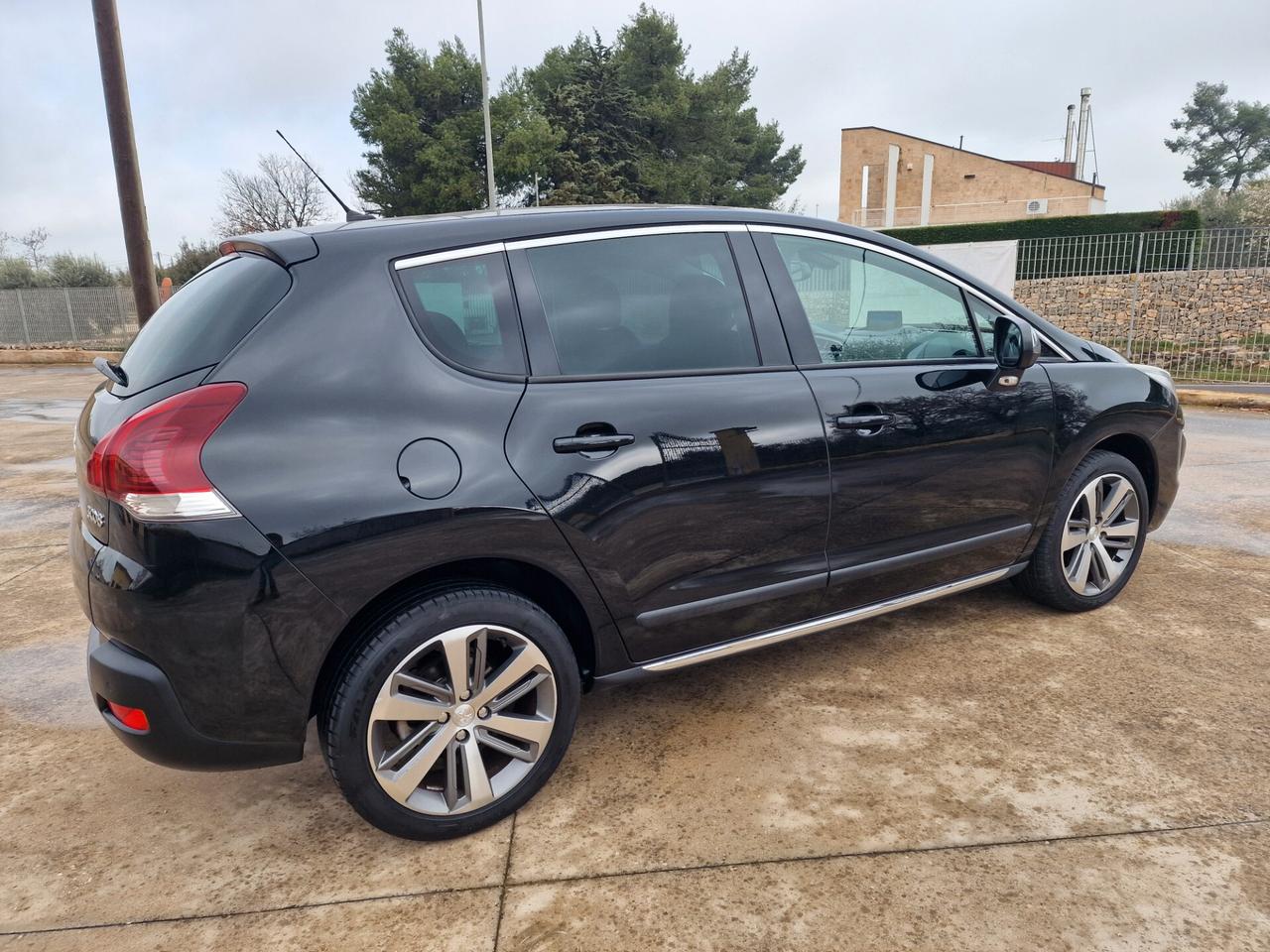 Peugeot 3008 1.6 HDi 115CV Allure