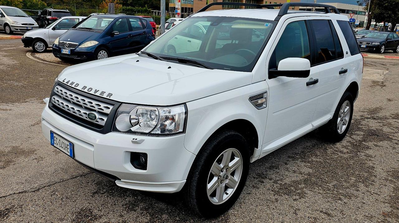 Land Rover Freelander 2.2 SD4 S.W. SE