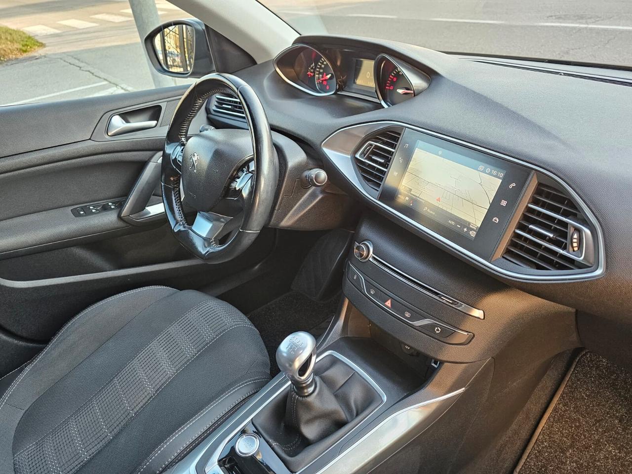 Peugeot 308 BlueHDi 120cv Allure*S&S*Navi*Pdc*Euro6*