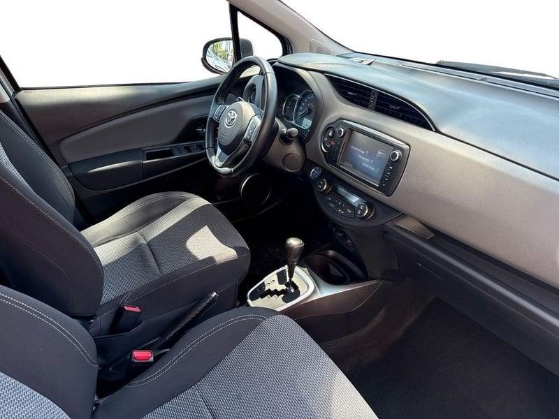 Toyota Yaris Yaris 5p 1.5h Active my16