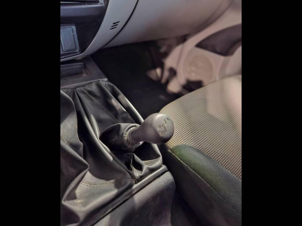 Mitsubishi L200 Double Cab 2.5 DI-D Invite Plus