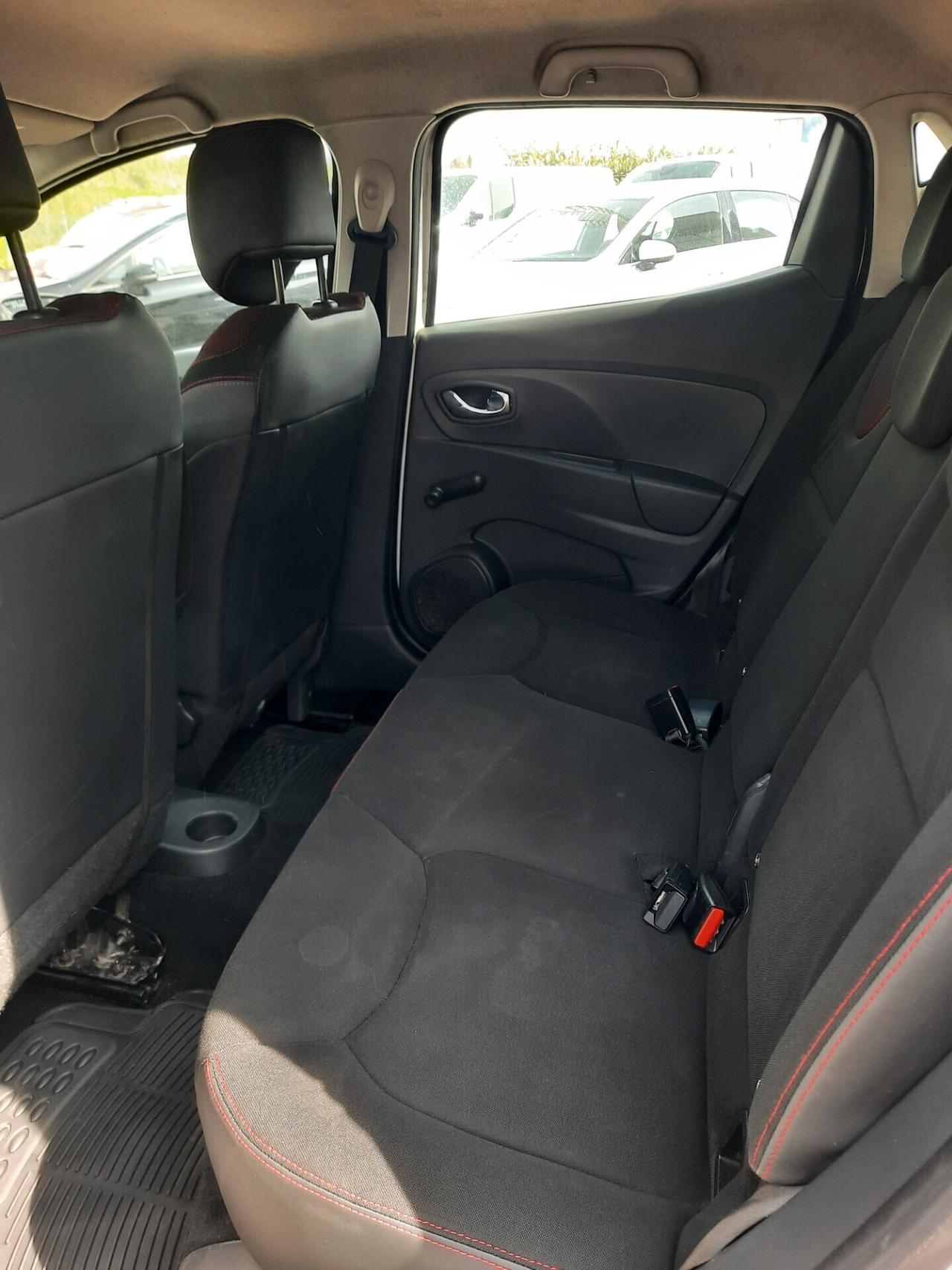 Renault Clio 1.2 75CV 5 porte Live OK NEOPATENTATI