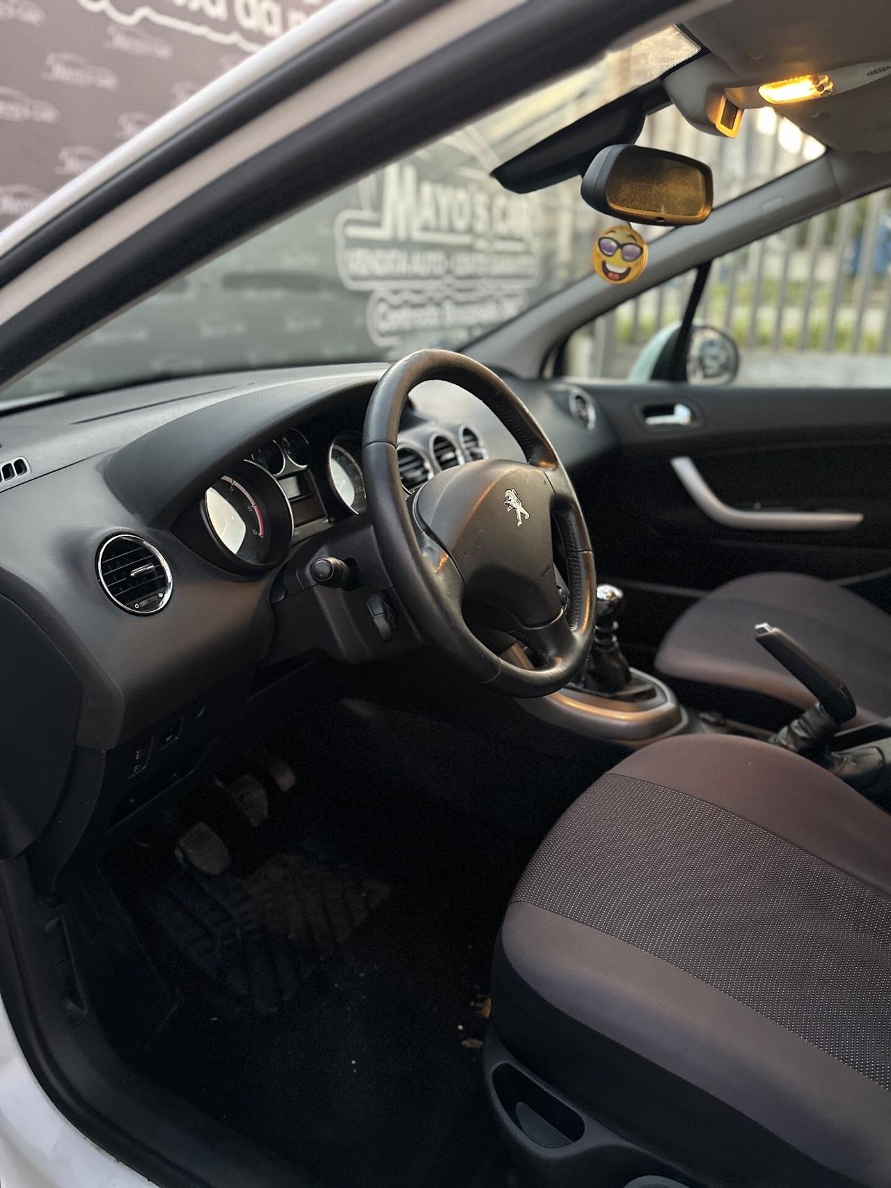 PEUGEOT 308 (anno 2012)