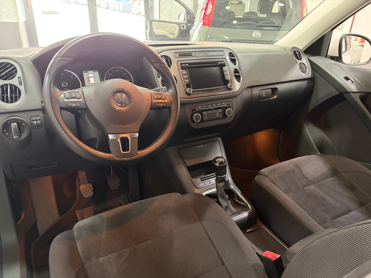 Volkswagen Tiguan 2.0 TDI 140 CV 4MOTION Sport & Style - SOLO KM 77.000 !!!!!!!!!!!!!!!!!