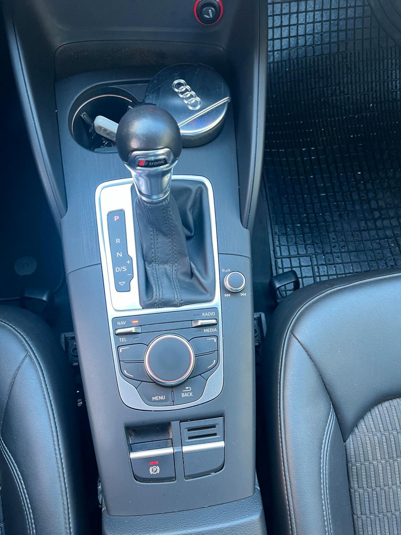 Audi A3 Sportback 2.0 tdi Ambiente s-tronic