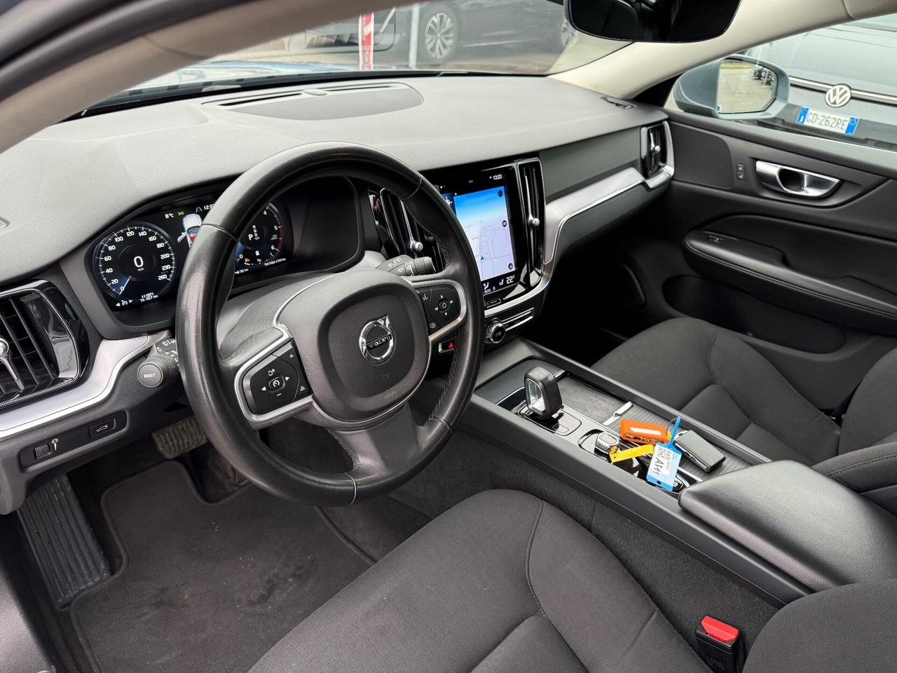 Volvo V60 B4 2.0 197 CV Geartronic Momentum Business Pro