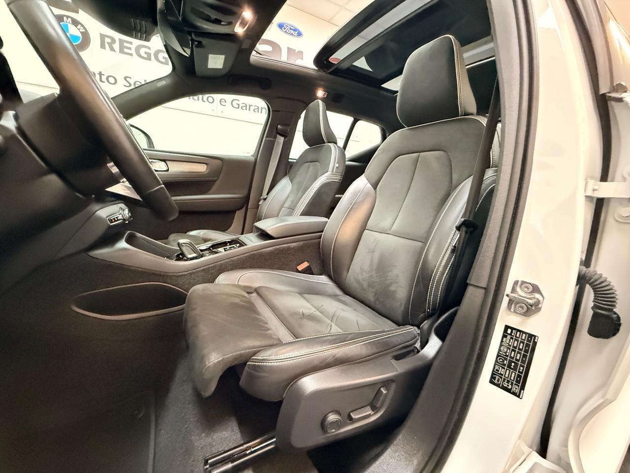 Volvo XC40 2.0 B4 mhev 197CV AWD Geartronic R-design 06/2021