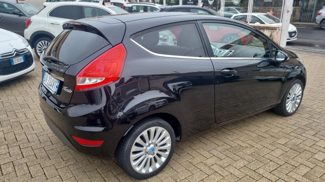 Ford Fiesta 1.4 TDCi 68CV 3 porte Titanium
