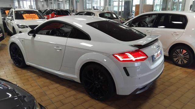 AUDI TT Coupé 40 TFSI S tronic