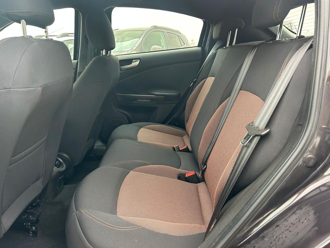 Alfa Giulietta 1.6 MJ DISTINCTIVE Km129.000-2014