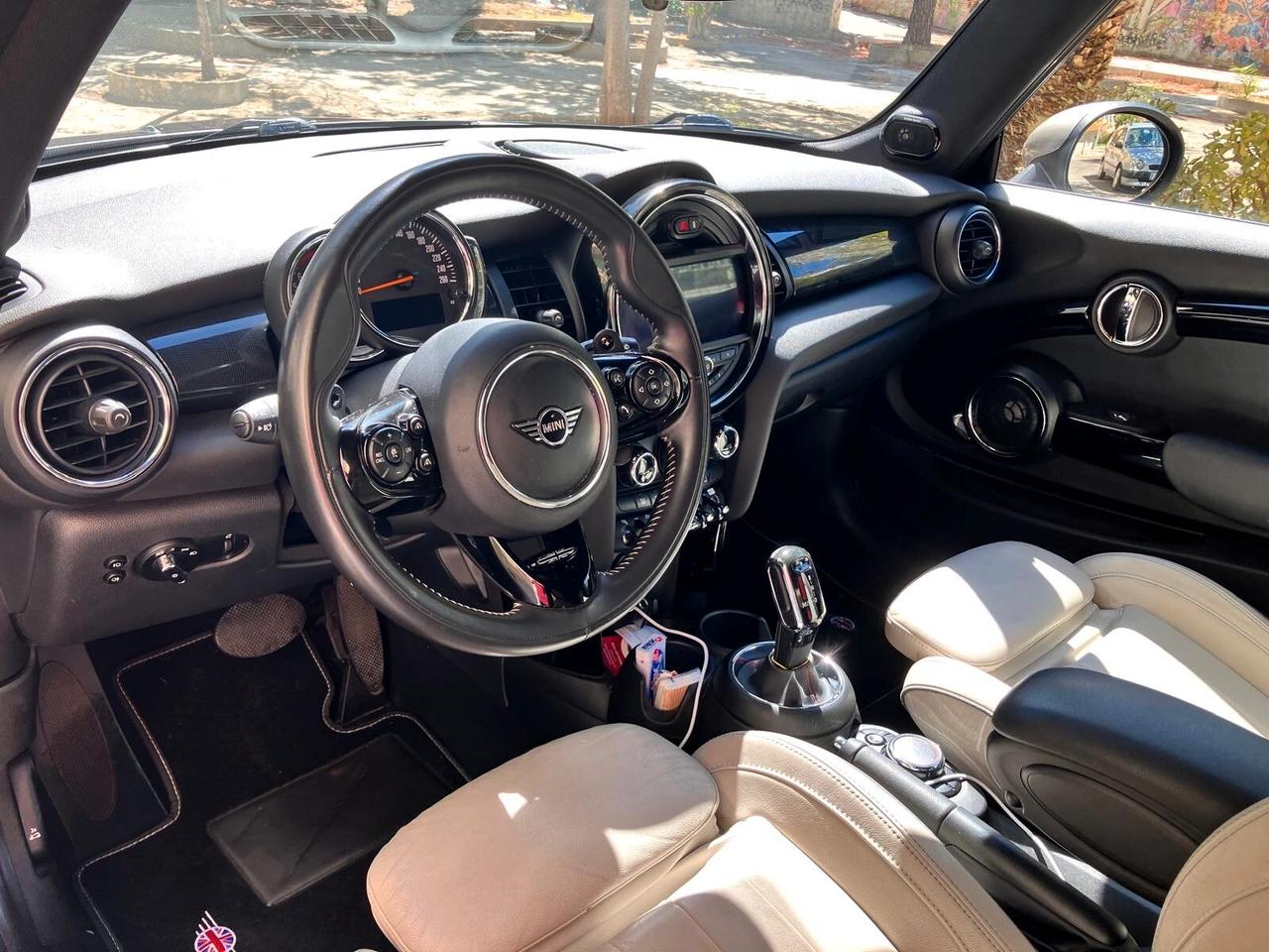 Mini 2.0 Cooper S 60years limited edition