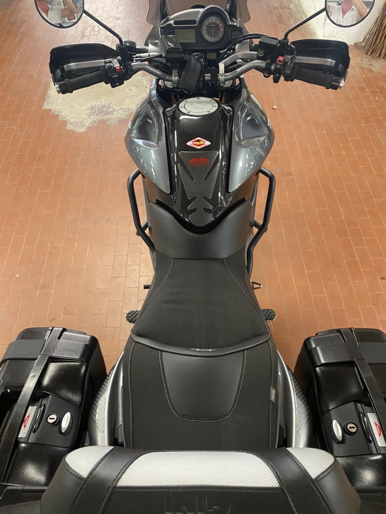 Honda XL 700 VA Transalp anno 2009 km 50000 Full Optional