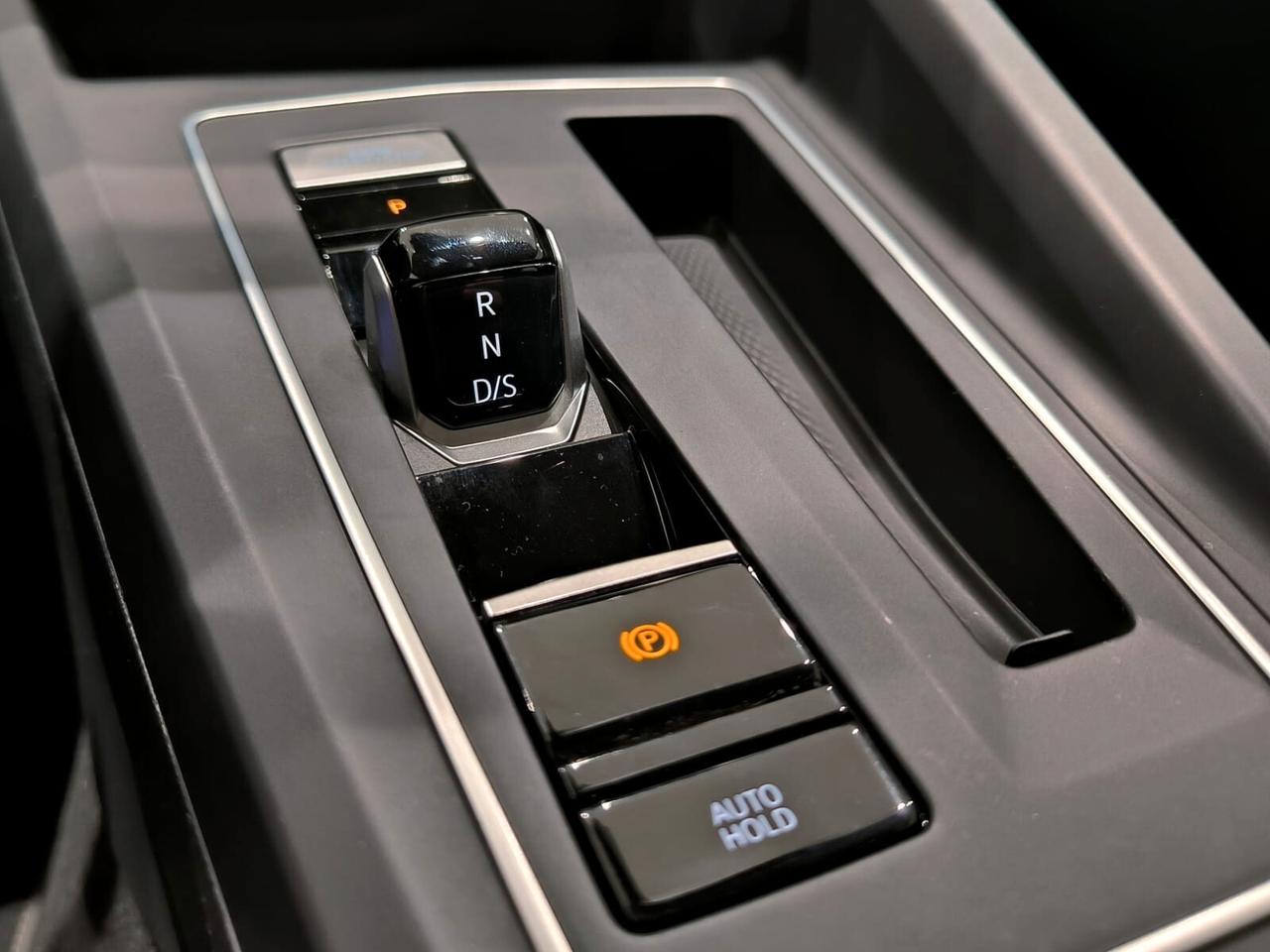 Volkswagen Golf 1.0 TSI EVO Life