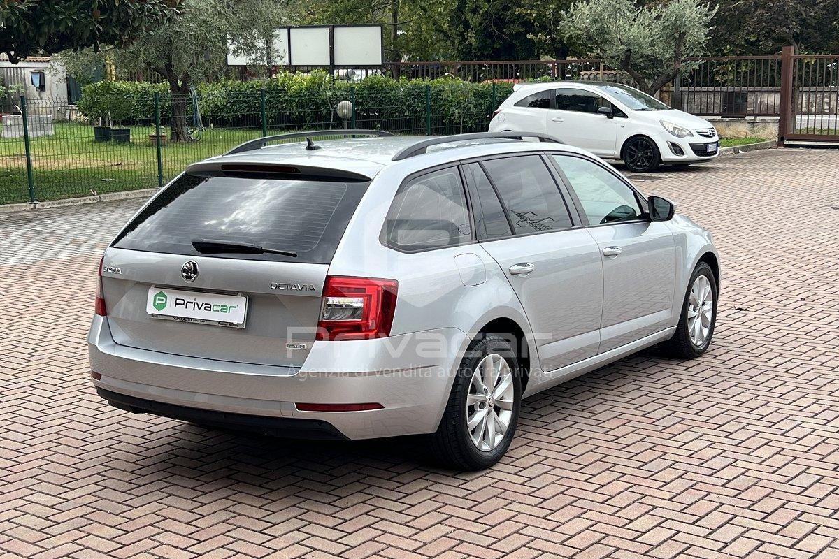 SKODA Octavia 1.5 DSG Wagon Executive G-Tec