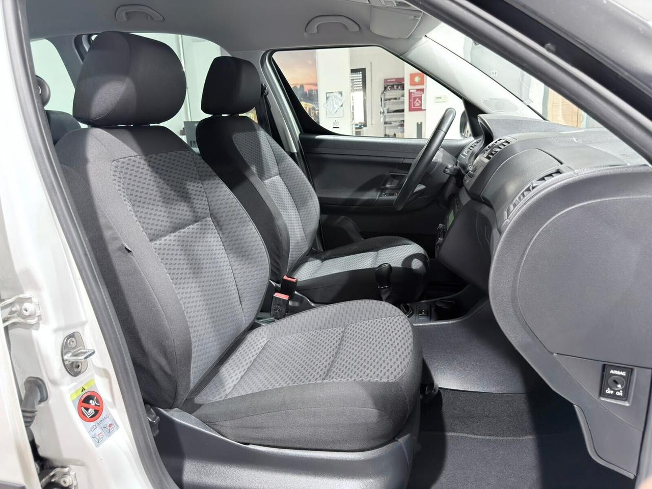 SKODA ROOMSTER 1.6TDI 90cv UNICOPROPRIETARIO