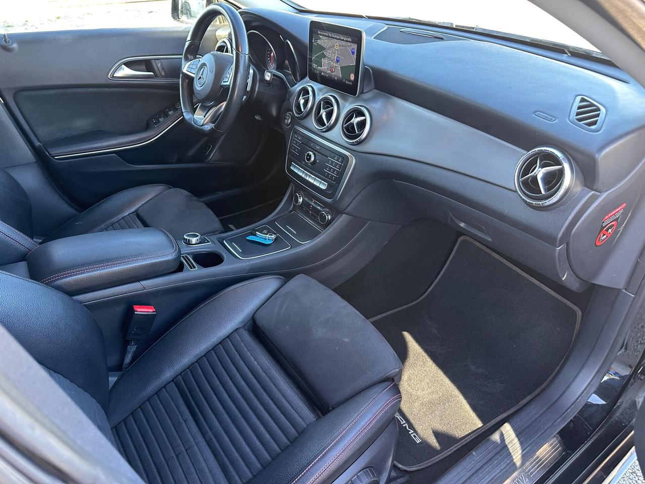 Mercedes-benz CLA 200 d 4Matic Automatic Premium