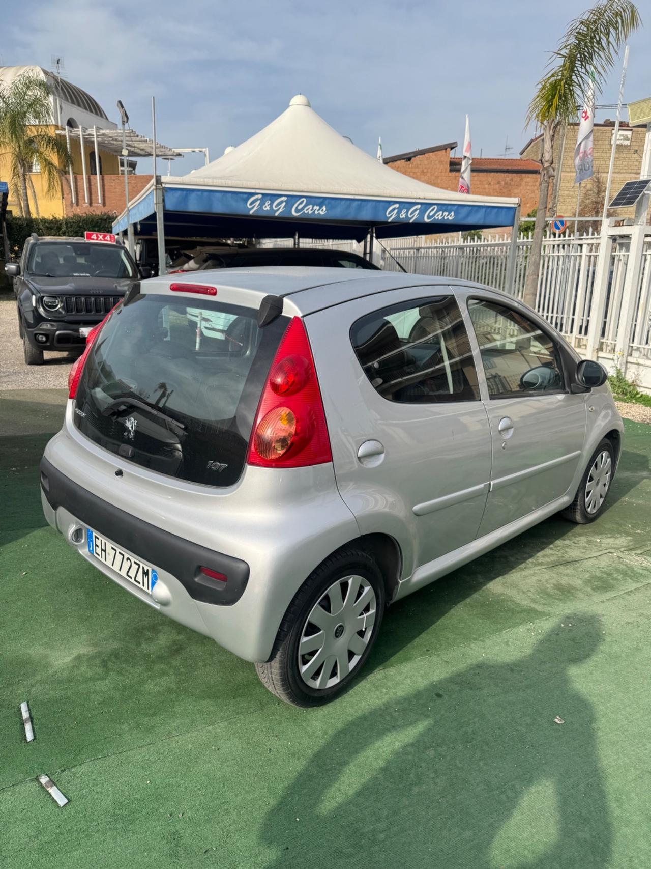 Peugeot 107 1.4 HDi 5p. Plaisir