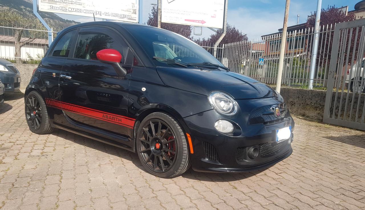 Abarth 500 1.4 Turbo T-Jet Custom