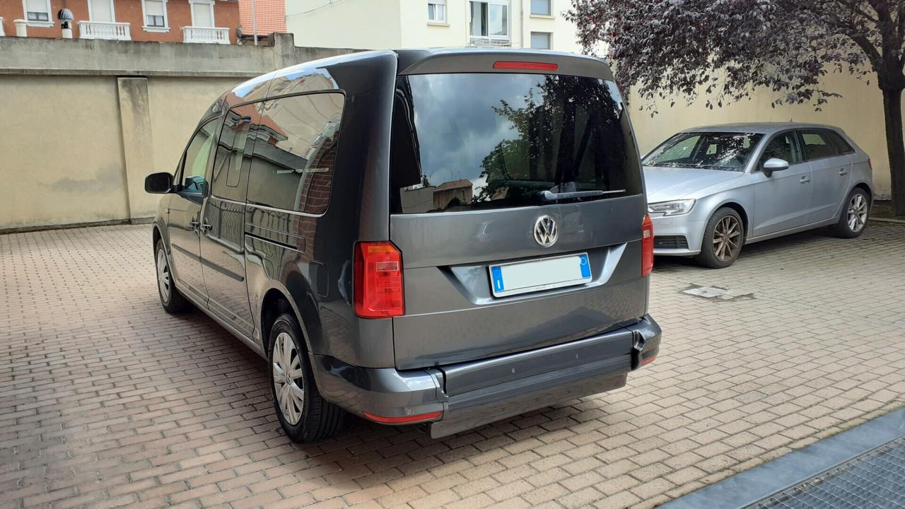 Caddy trasporto disabili pedana DSG AUTO TDI