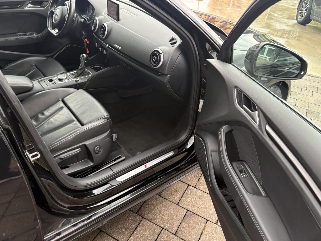 Audi S3 Sportback 2.0 TFSI quattro S tronic