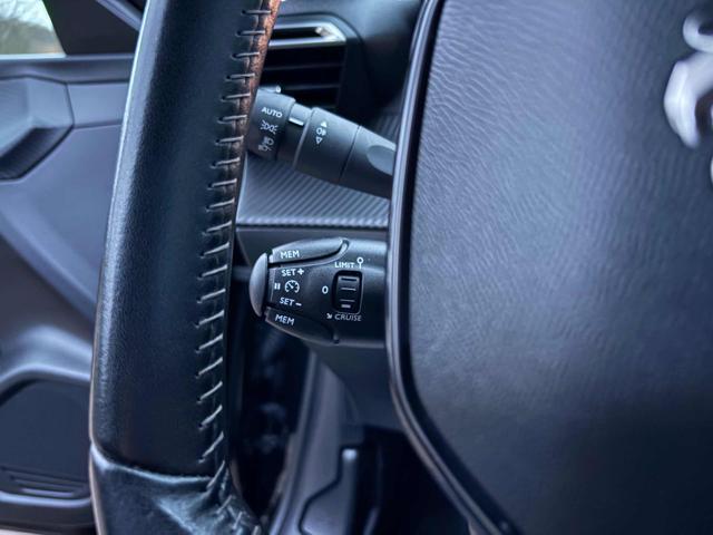 PEUGEOT 208 BlueHDi 100 Stop&Start 5 porte NEW MODEL