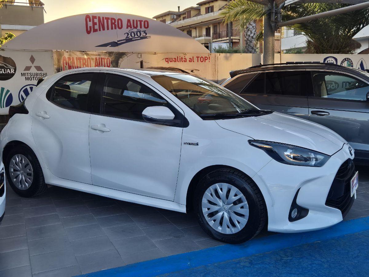 TOYOTA - Yaris - 1.5 Hybrid 5p. Business