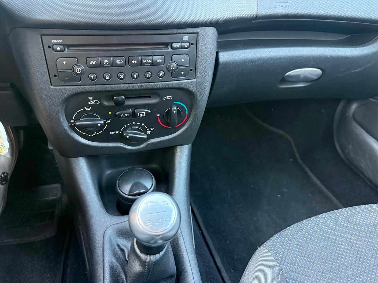 Peugeot 206 Plus 1.1 5p. Trendy pochi km