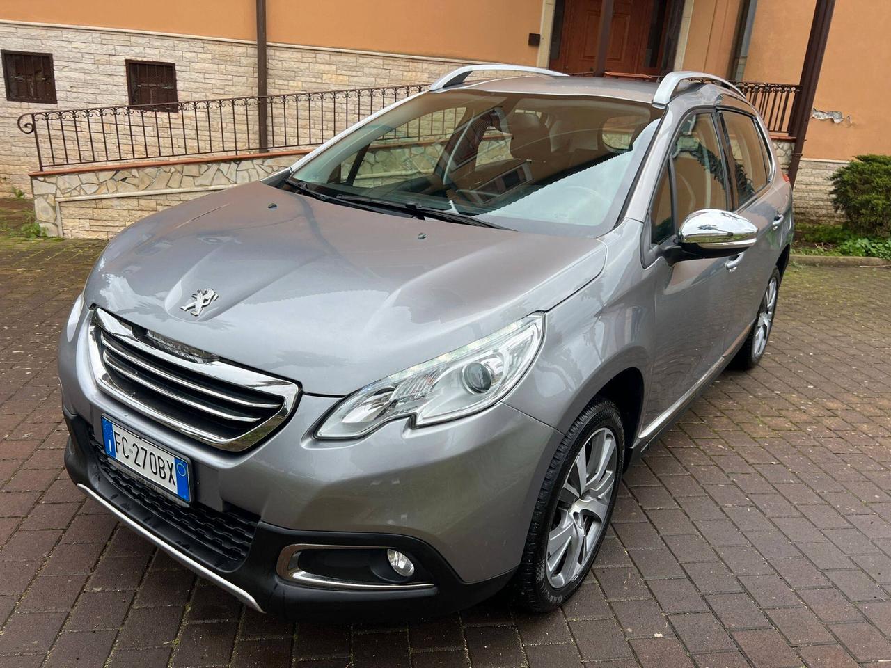 Peugeot 2008 BlueHDi 120 S&S Black Matt