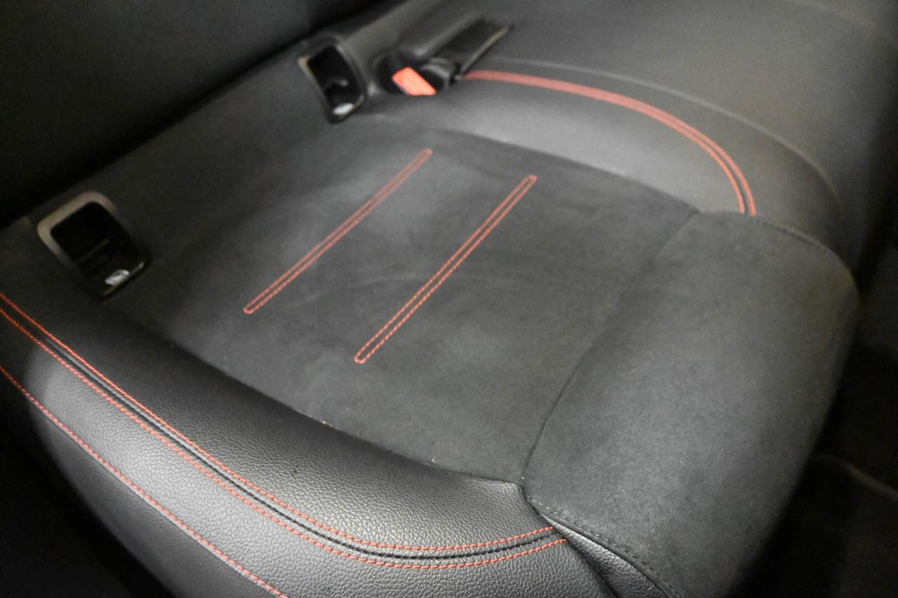 MERCEDES GLA (H247) GLA 250 e hybrid E...