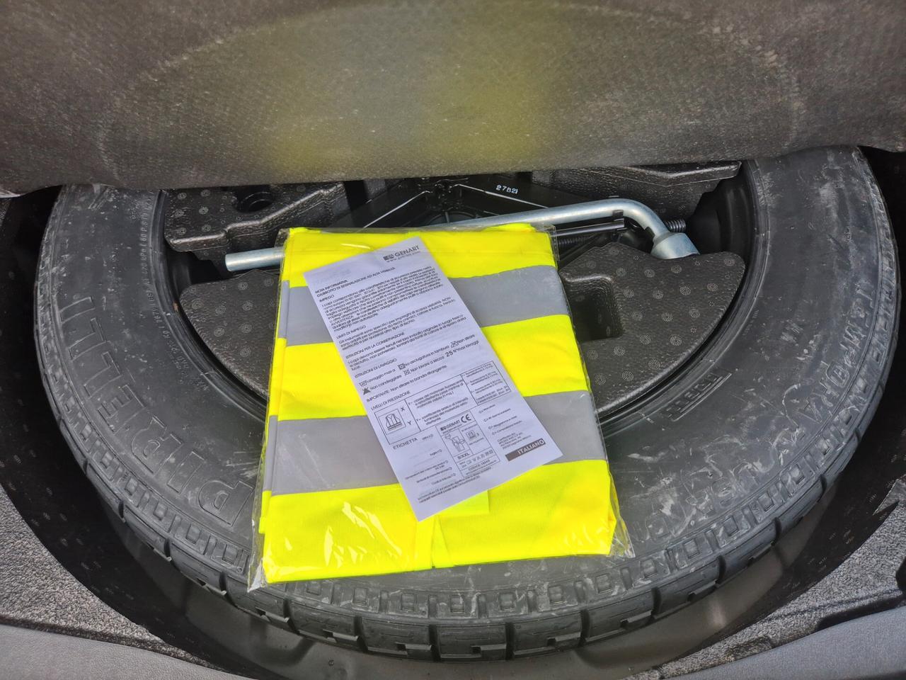 Land Rover Range Evoque 2.0D 204 CV AWD Auto R-Dynamic HSE