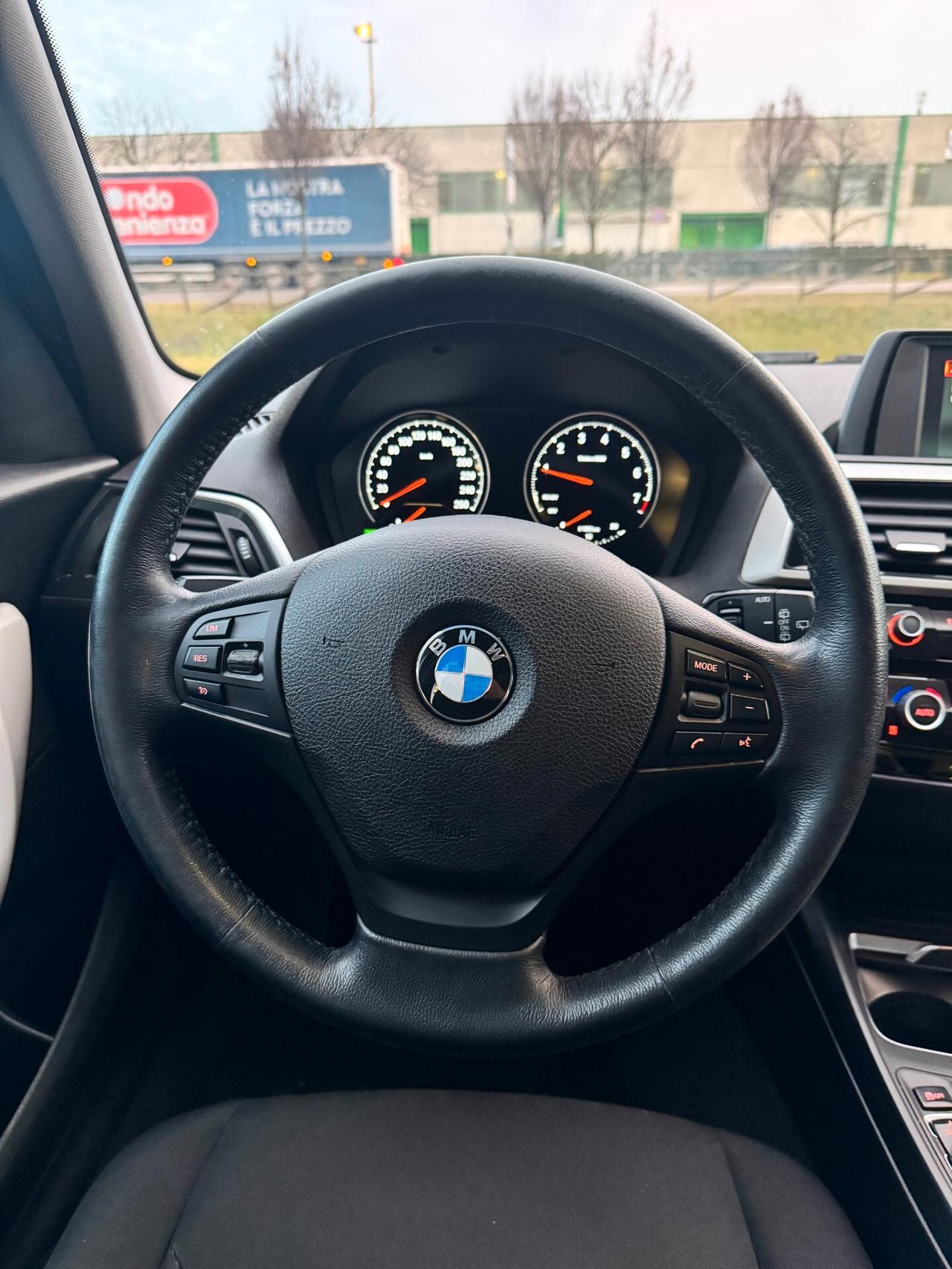 Bmw 118i 5p. Sport Finanziabile Neopatentati