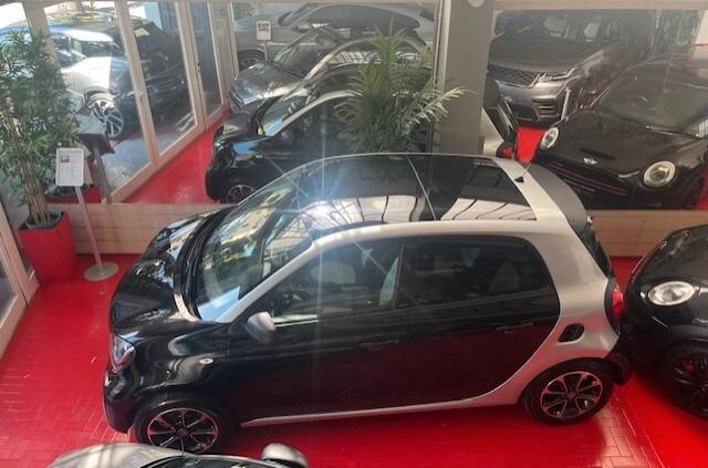 SMART FOR FOUR 1.0 PASSION TETTO PANORAMICO OK NEOPATENTATI