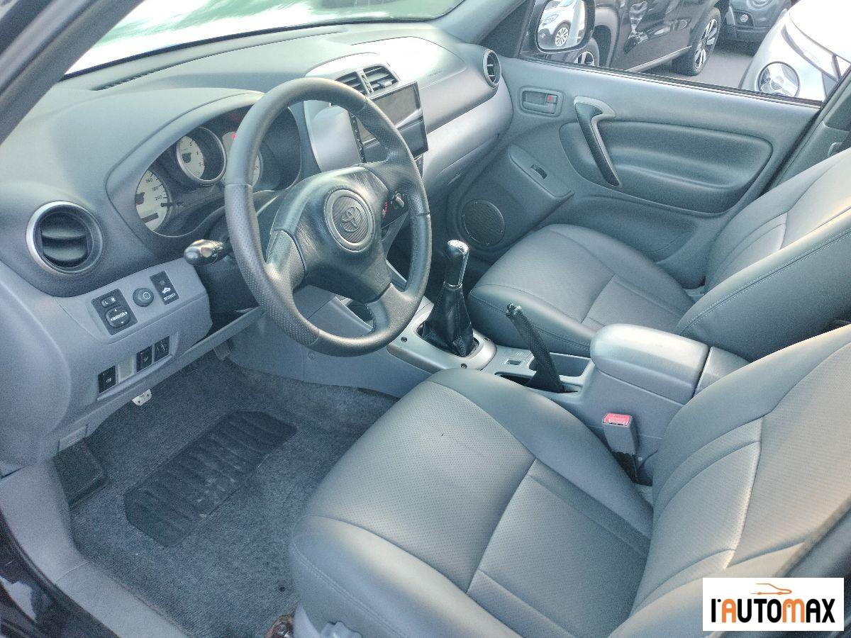 TOYOTA RAV4 2.0 d-4d 16v 5p
