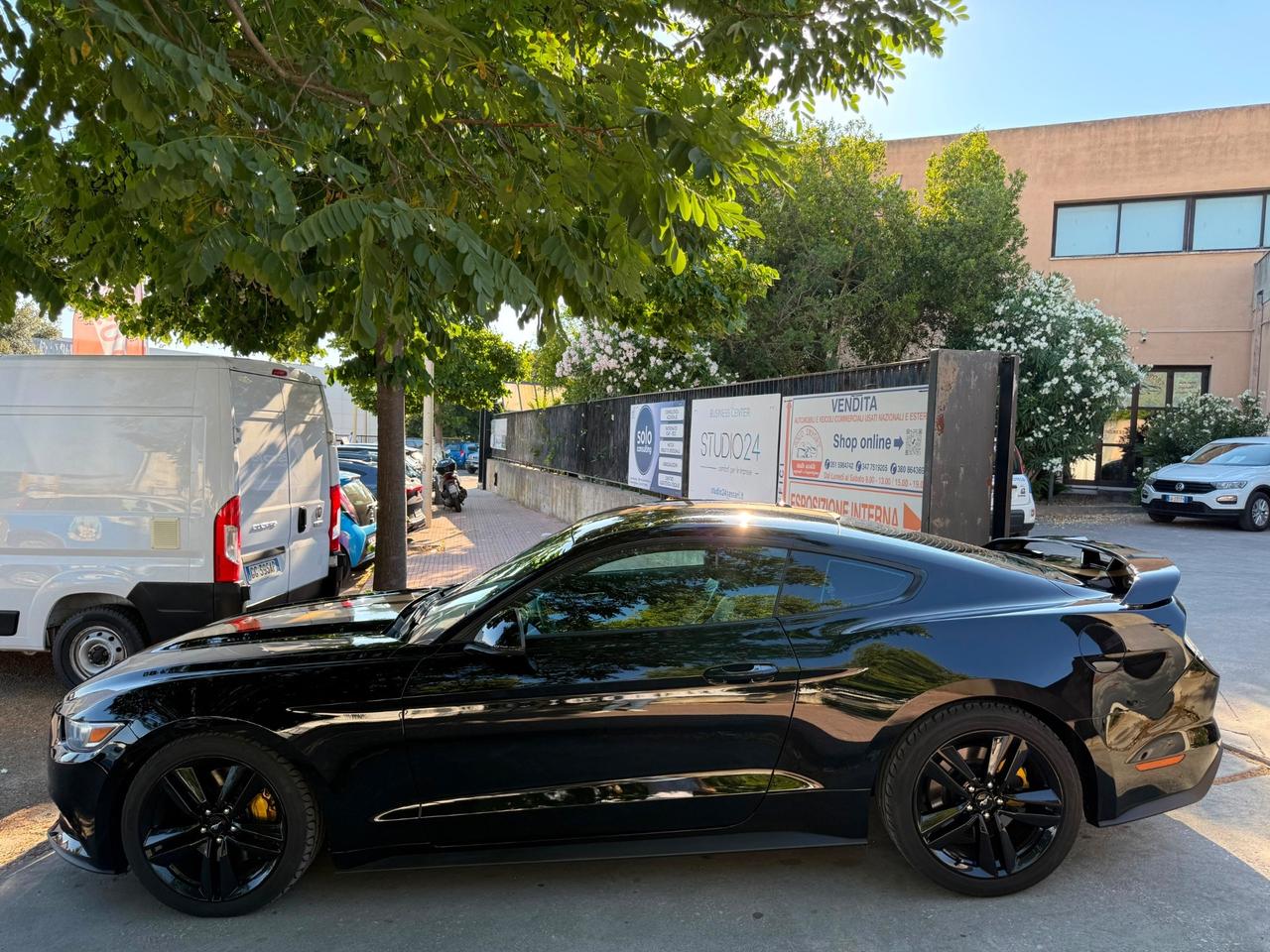 Ford Mustang km.42.000! AUTOM. 6M 317 HP