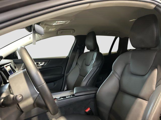 VOLVO V60 V60 B4 (d) automatico Plus Dark