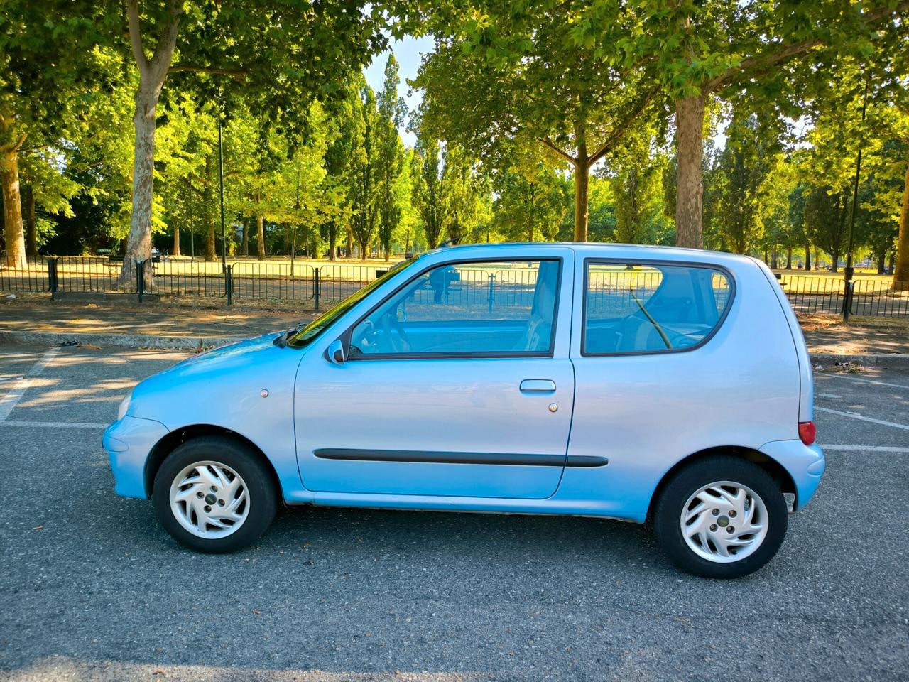 Fiat 600 1.1 50th Anniversary GPL