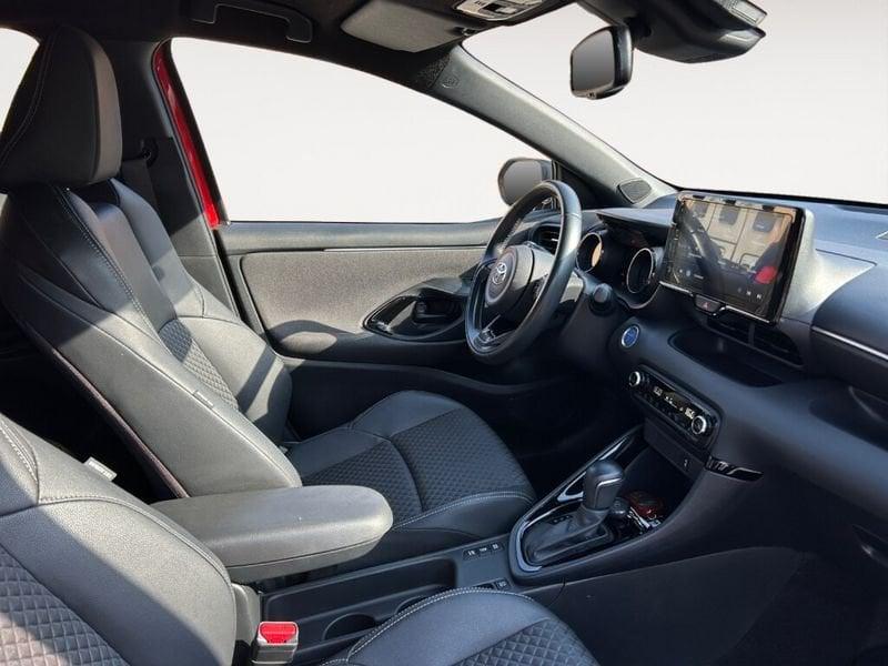 Toyota Yaris 4ª serie 1.5 Hybrid 5 porte Style