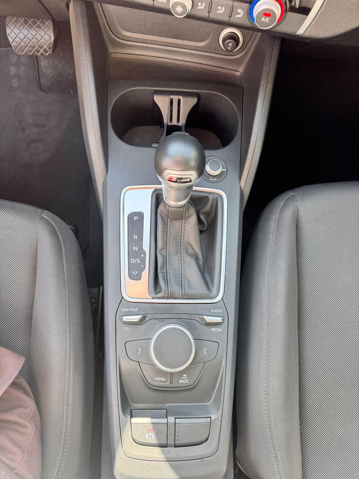 Audi Q2 30 TDI S tronic Business