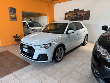 Audi A1 SPB 30 TFSI S tronic Identity Black