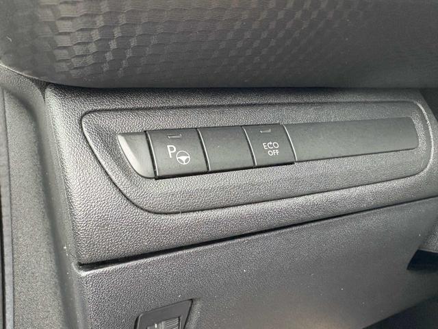 PEUGEOT 2008 BlueHDi 120 S&S Allure