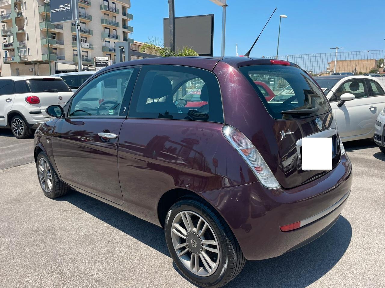 Lancia Ypsilon 1.3 MJT 75 CV 3P "Come Nuova"