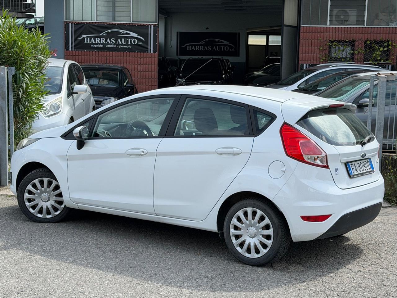 Ford Fiesta 1.2 60CV 5 porte Black & White Edition