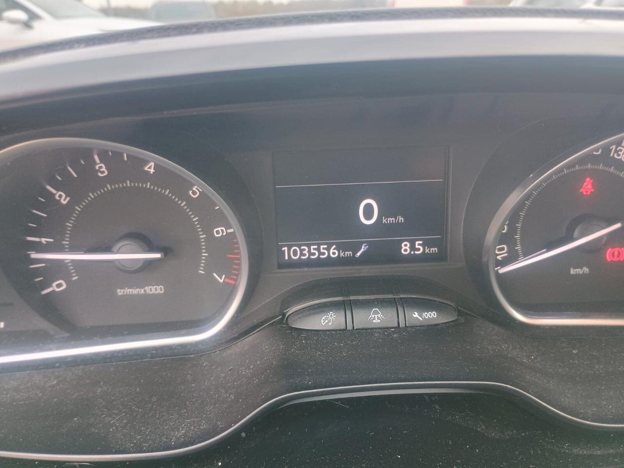 Peugeot 208 1.2 VTi 82 CV 5 porte Allure