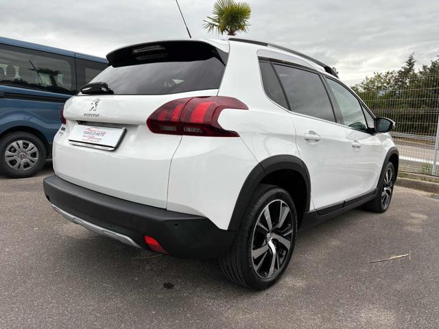 PEUGEOT 2008 BlueHDi 120 S&S Allure