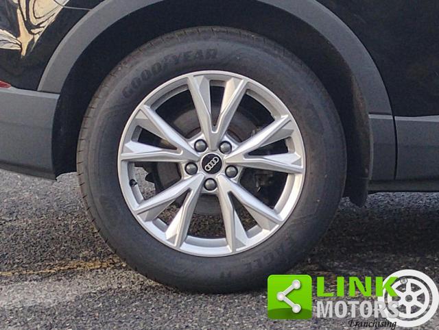 AUDI Q3 35 TDI S tronic Business